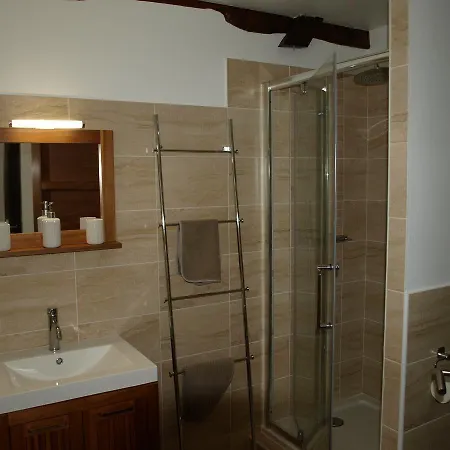 B&B Le Domaine De Verane 트레몰라트